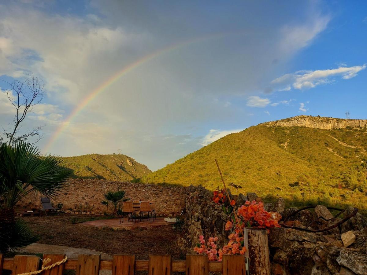 Corral D'En Romagosa Casa de hóspedes Begues Exterior foto